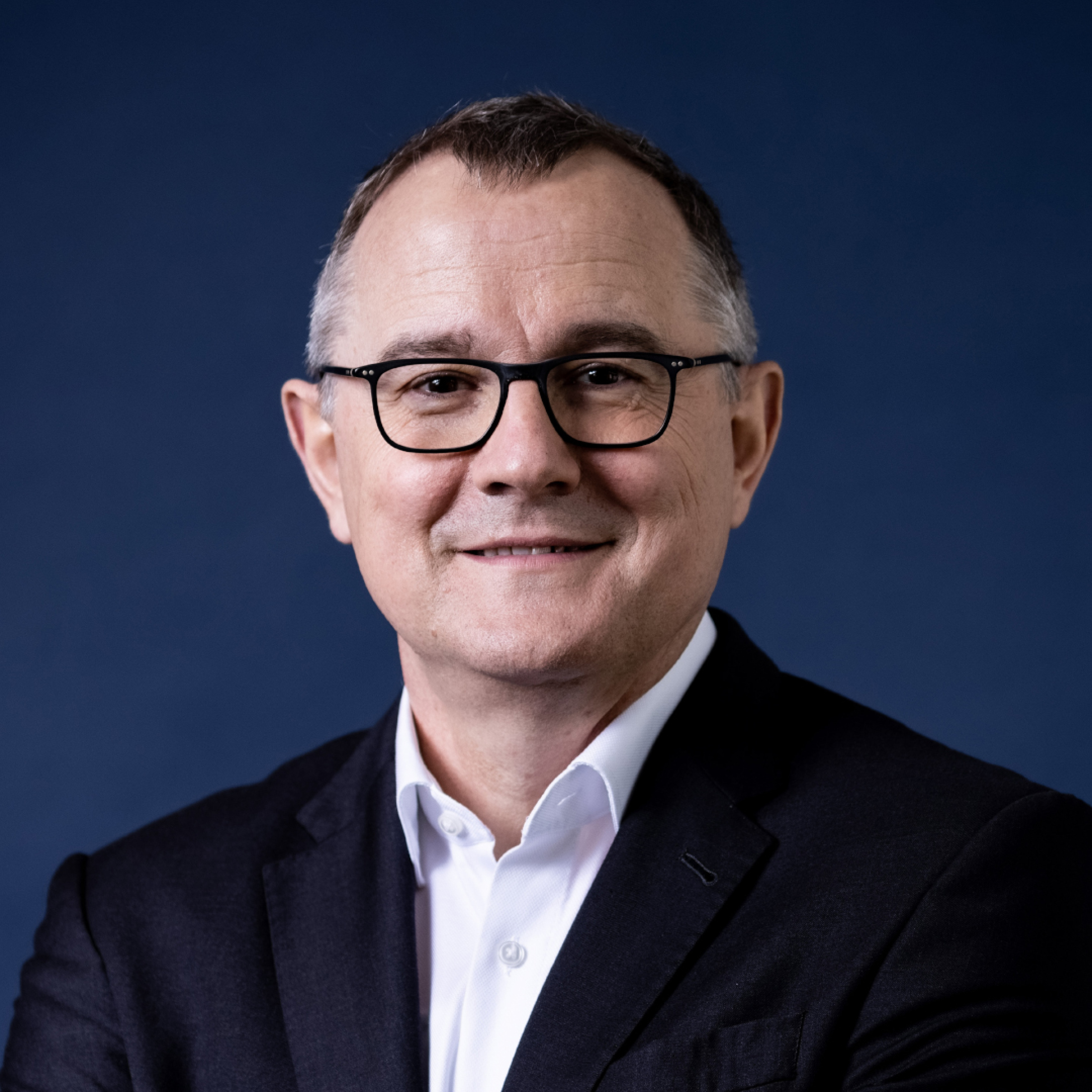 Portrait von Dr. Rainer Waldschmidt.