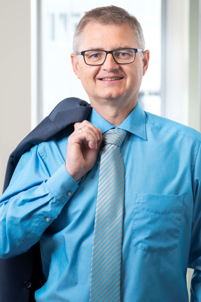 Ein Portrait-Bild von Stephan Neuwirth, Managing Director Danfoss Germany and Senior Director Application & Technical Support Europe.