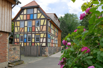 Der Auenlandhof von außen.