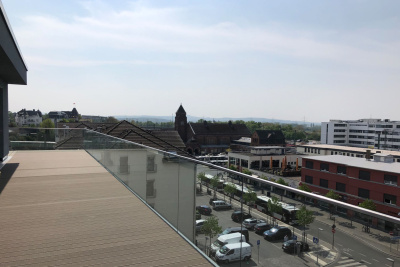 Klarna Ausblick von der Terrasse auf die Stadt