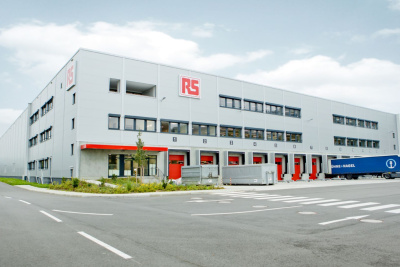 Das Gebäude von RS Components in Bad Hersfeld von außen.