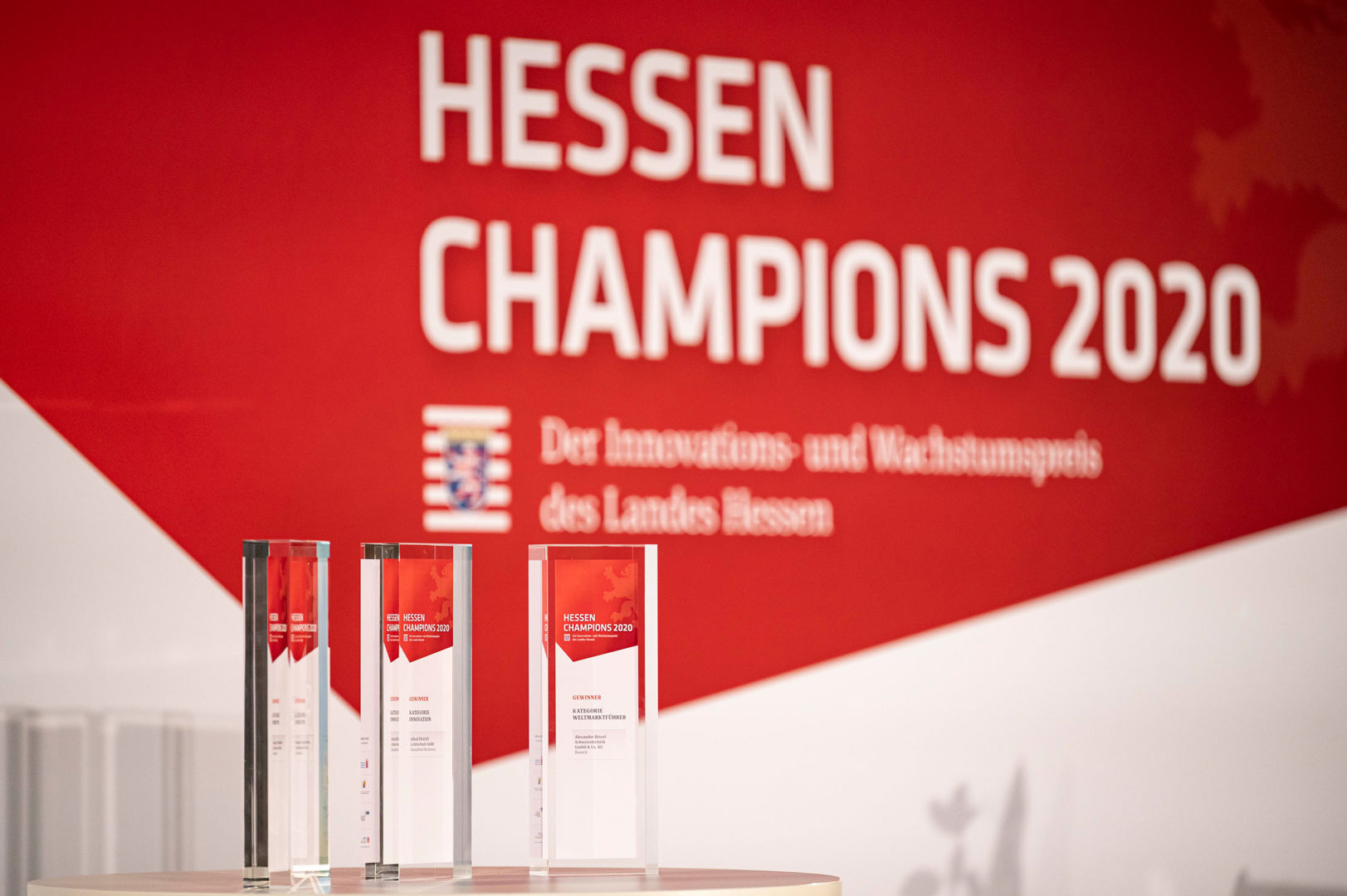 Drei Pokale der Hessen Champions 2020